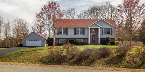 1163 TALL PINES DRIVE