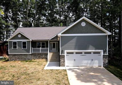 120 LAKEVIEW PARKWAY