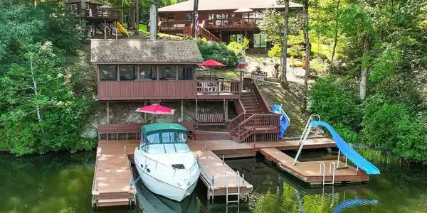 958 PINE HARBOUR