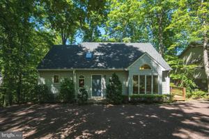 214 CUMBERLAND CIRCLE