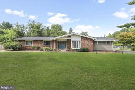 13 BLACKWOOD DRIVE