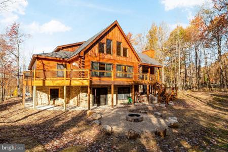211 MOUNTAINTOP ROAD