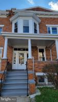 817 BROOKS LANE