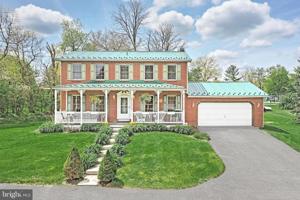 423 LAKE MEADE DRIVE