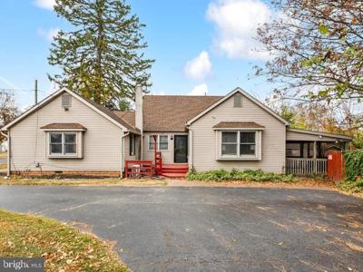 40 DUNN LANE