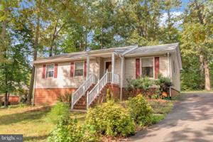 253 HAMPSHIRE DRIVE