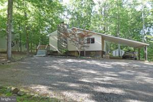 216 MEADOWVIEW LANE