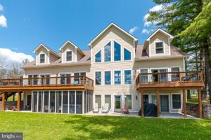 461 MAYBURY LANE