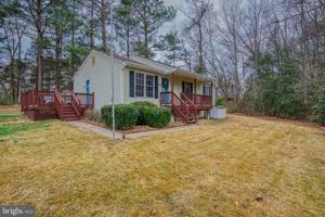 221 HAMILTON DRIVE
