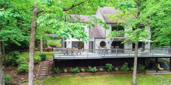 42 SYCAMORE CIRCLE