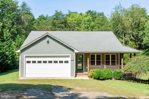 63 PINEWOOD PLACE