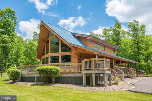 205 SOUTH WOODS DRIVE