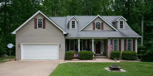 5709 DOGWOOD TREE LANE