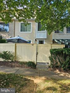 10 GRAZING COURT