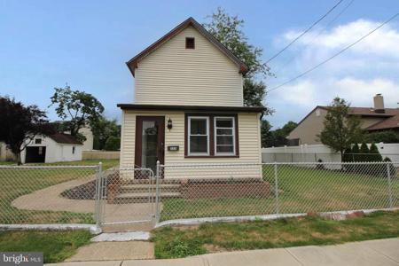 555 SIXTH STREET