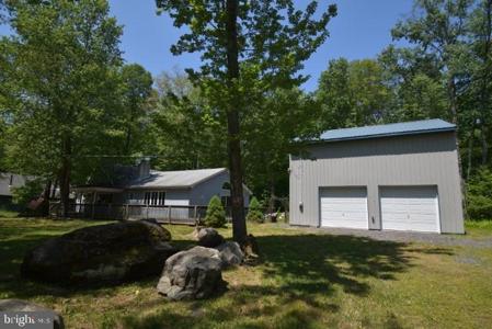 130 BUSHKILL DRIVE