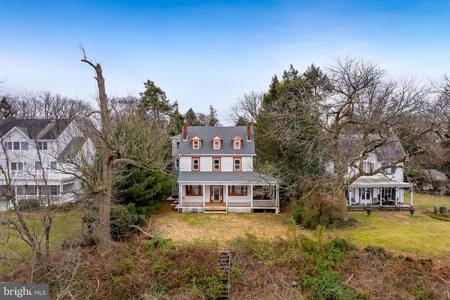 26 RIVERBANK AVENUE