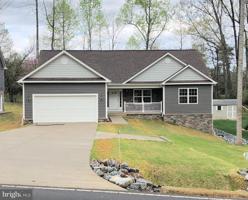 1516 LAKEVIEW PARKWAY
