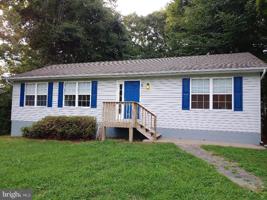 6 W BRIAR DRIVE