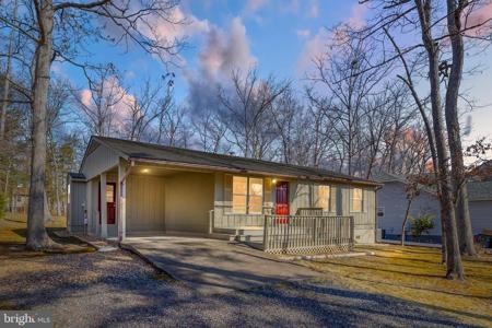 1216 LAKEVIEW PARKWAY