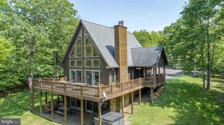 82 MOUNTAINVIEW COURT