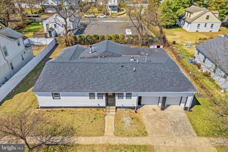 523 FRONT STREET