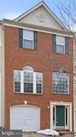 1043 LONGVIEW LANE