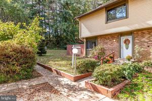 10667 OAK THRUSH COURT