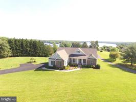 976 OAK GROVE DRIVE