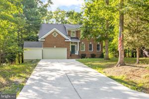 812 EASTOVER PARKWAY