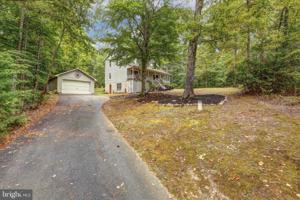 5302 WYNDEMERE CIRCLE