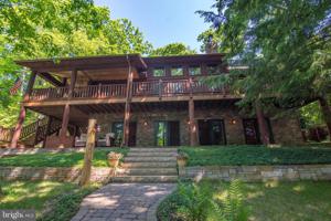 164 ROUND BEACH CIRCLE DRIVE