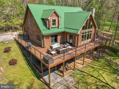 425 HINES DRIVE