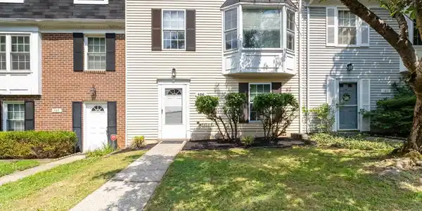 105 KESTREL COURT