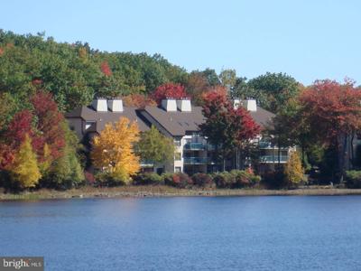 29UNIT 102 MIDLAKE DRIVE