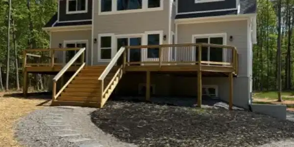 19 LIGHTHOUSE DRIVE