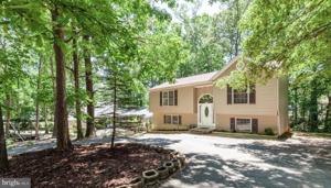 202 BIRDIE ROAD
