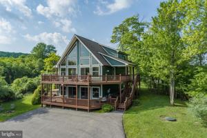 297 WOODLANDS HILL