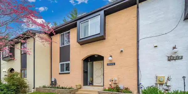 19020 MONTGOMERY VILLAGE AVENUE