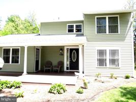 2817 NEEDLEWOOD LANE