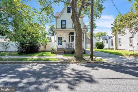 308 3RD STREET