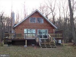 1616 LOCUST LANE