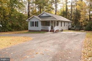 435 WOODLYN DRIVE
