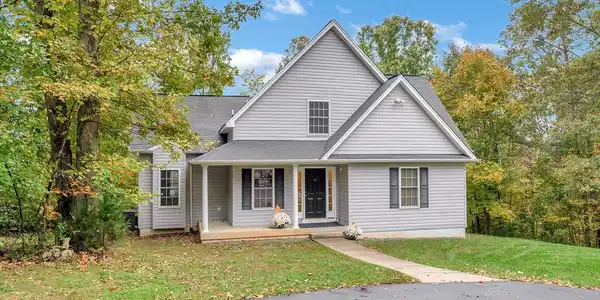 5502 OAK COURT