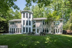 2650 QUEEN ANNE CIRCLE