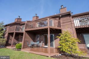 1692 DEEP CREEK DRIVE