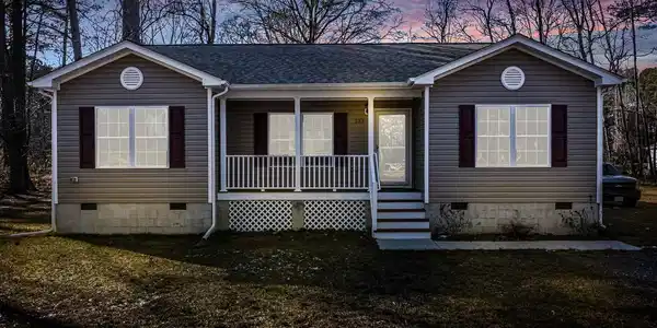 133 HUNTSMAN WAY