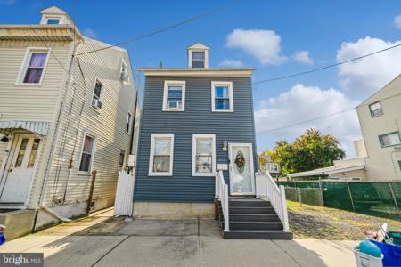 424 SOMERSET STREET