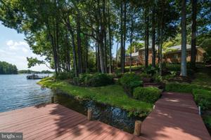 11223 FIELD CIRCLE