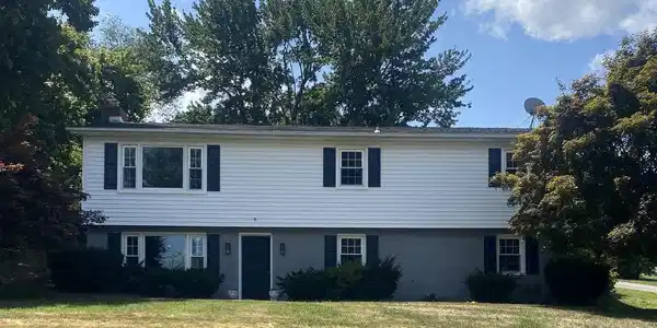 633 GENEVA DRIVE